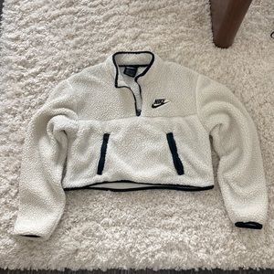 Nike Sherpa crop zip up size XS